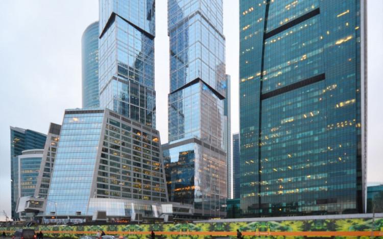 Вид от метро или ближайшей остановки